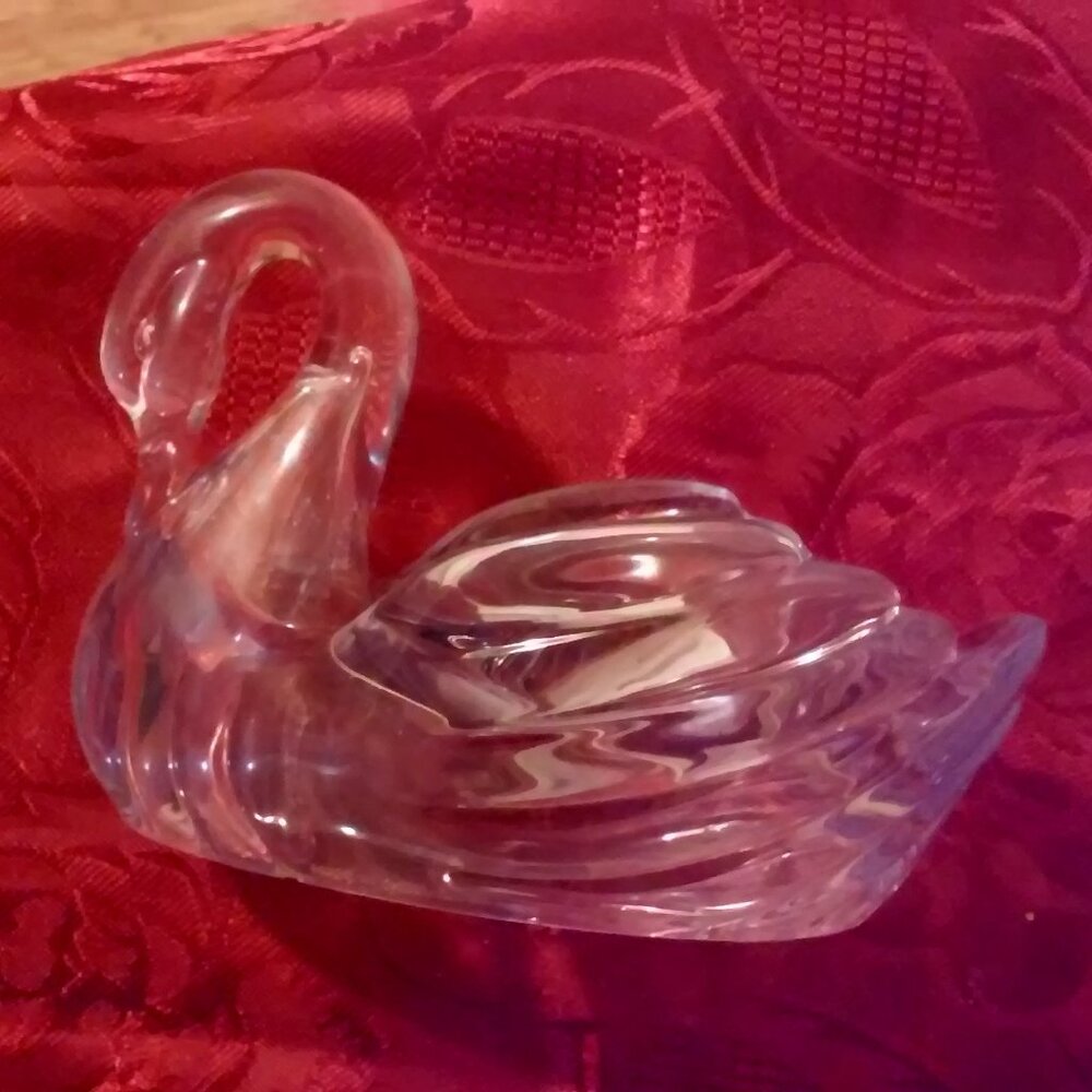 Swan Jewelry Holder Or Soap Dish Clear Thick Plastic 5 1/2" Long 3 1/2" Wide 4"